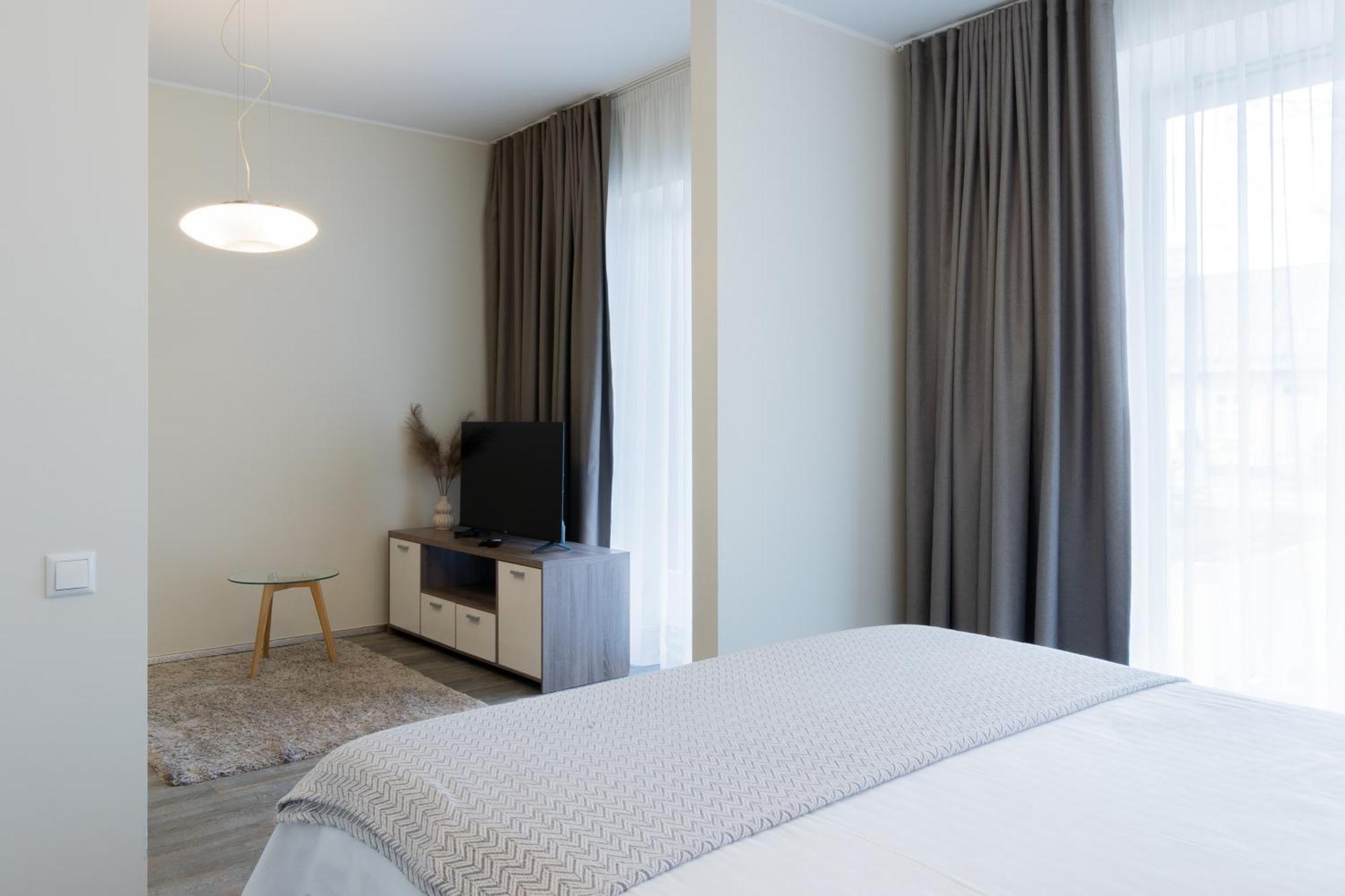 Aisa 39 Paernu Apartment I Free Parking Ngoại thất bức ảnh